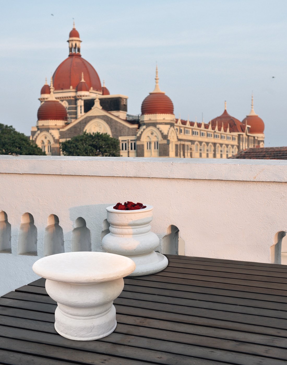 Pillar Pods Round Design Temple